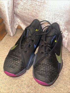 Nike Training Air Zoom SuperRep
2 Sneakers Black Women's